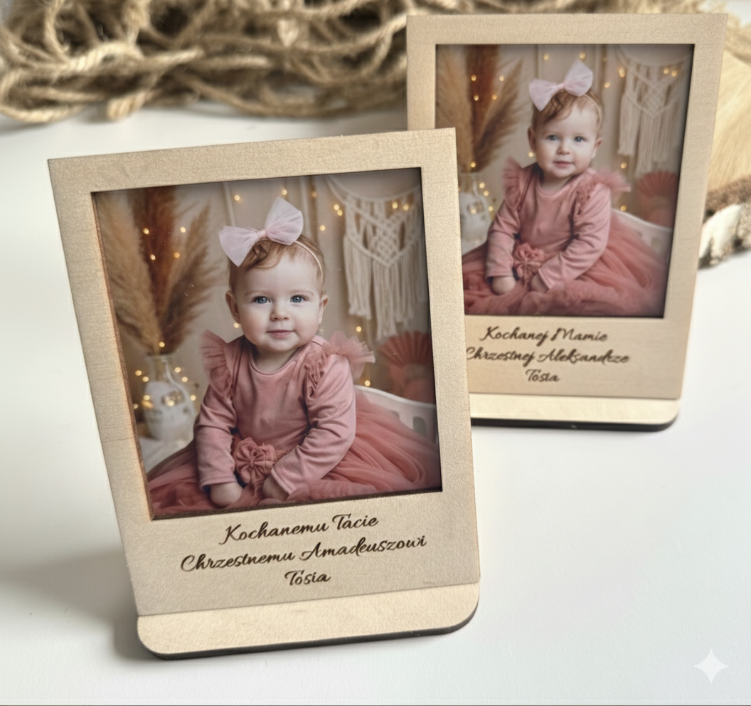 Ramka ze zdjęciem do postawienia.Spakowana gotowa do wręczenia