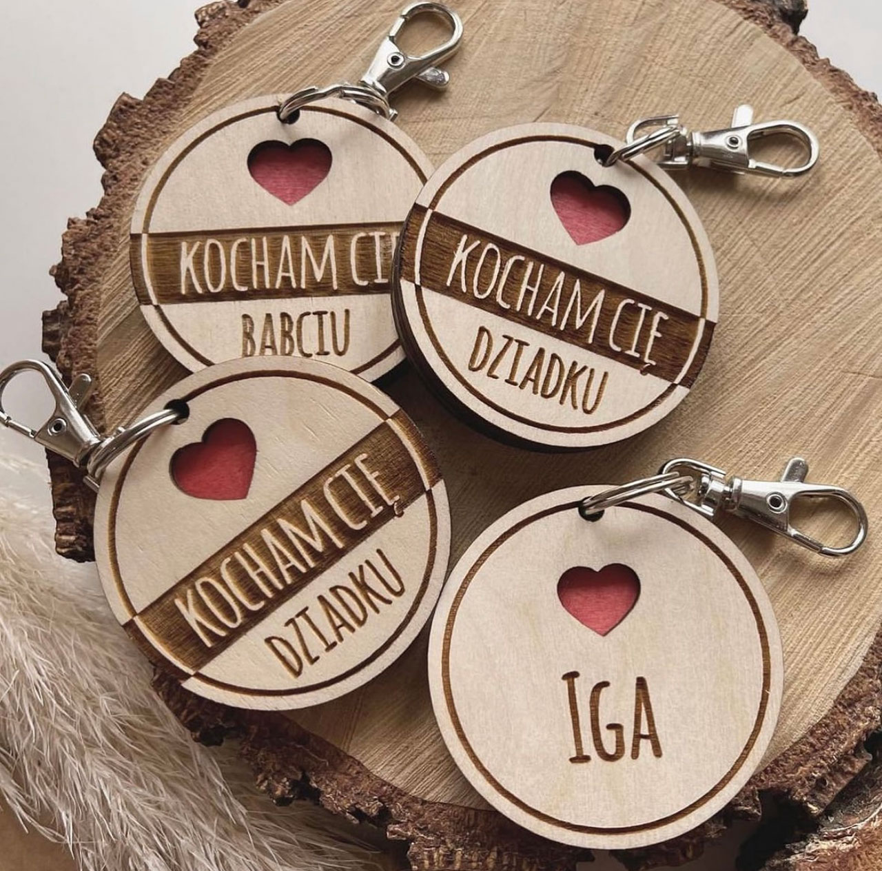 Brelok okrągły - imiona wnuków w tyle