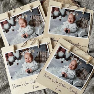 Tabliczka ze zdjęciem wywołanym u nas i krótkim dowolym napisem