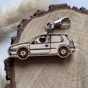 Brelok VW z dowolnym napisem w tyle