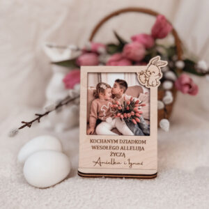 Ramka z dowolnym napisem.