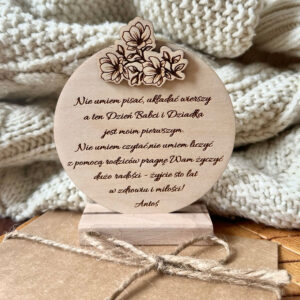 Ramka z dowolnym napisem. Spakowana gotowa do wręczenia.